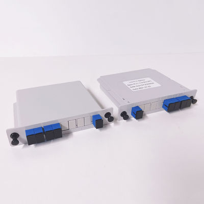 1x4 Fiber Optic Splitter with 0.3m Pigtail Length and 0.9mm Cable Diameter for 1260~1650nm Wavelength